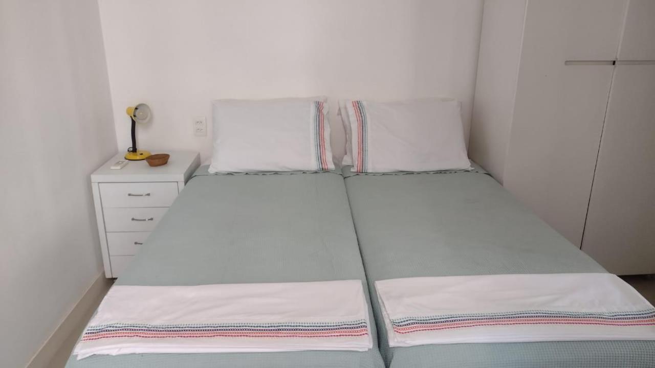 Apartamento Em Copacabana - Rua Bolivar - 2 Quartos - Excelente Localizacao Rio de Janeiro Luaran gambar