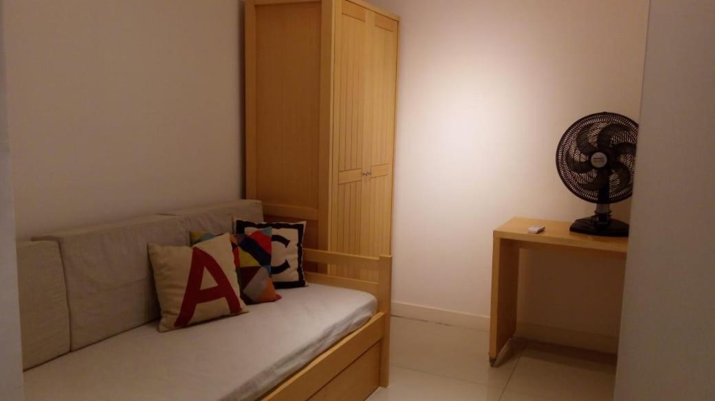 Apartamento Em Copacabana - Rua Bolivar - 2 Quartos - Excelente Localizacao Rio de Janeiro Luaran gambar