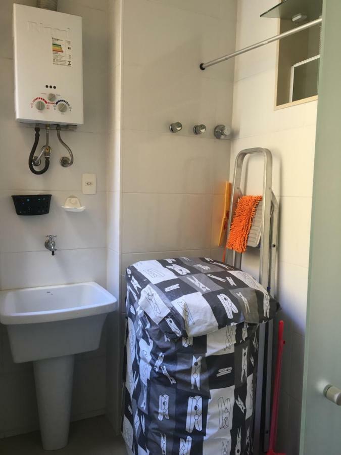 Apartamento Em Copacabana - Rua Bolivar - 2 Quartos - Excelente Localizacao Rio de Janeiro Luaran gambar