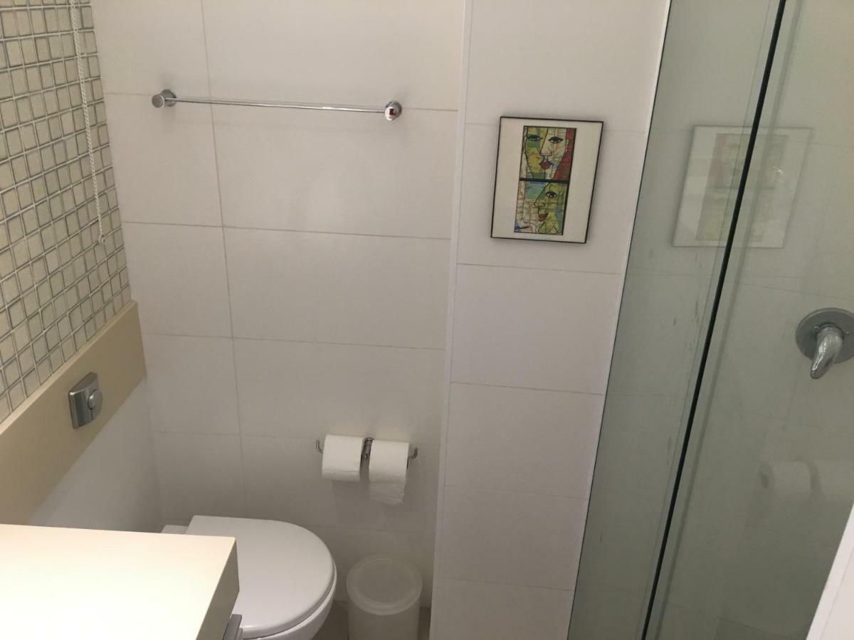 Apartamento Em Copacabana - Rua Bolivar - 2 Quartos - Excelente Localizacao Rio de Janeiro Luaran gambar